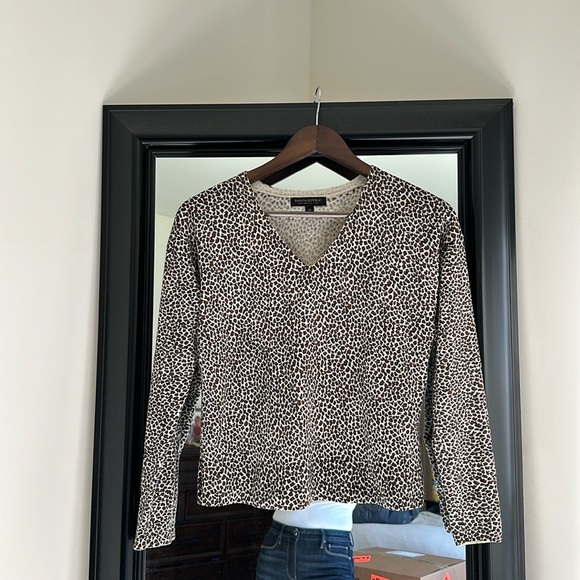 Banana Republic Sweaters - Leopard Print Light Weight V-Neck Sweater
